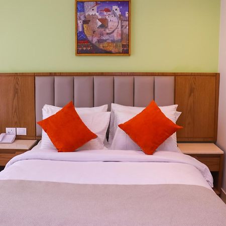 Almadiafa - المضيفه Hotel Kairo Bagian luar foto