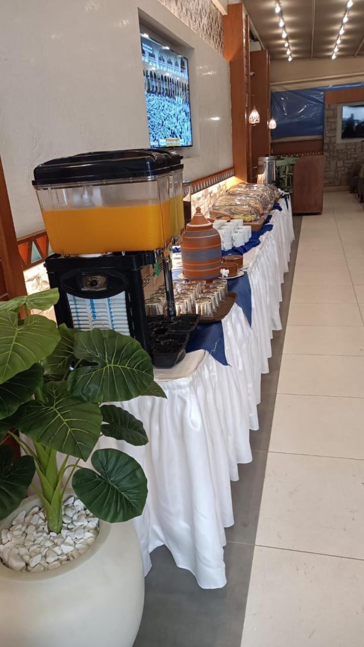 Almadiafa - المضيفه Hotel Kairo Bagian luar foto